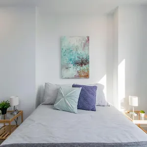 Luxurious 3 Bedroom Brand New Town House Apartment Halifax